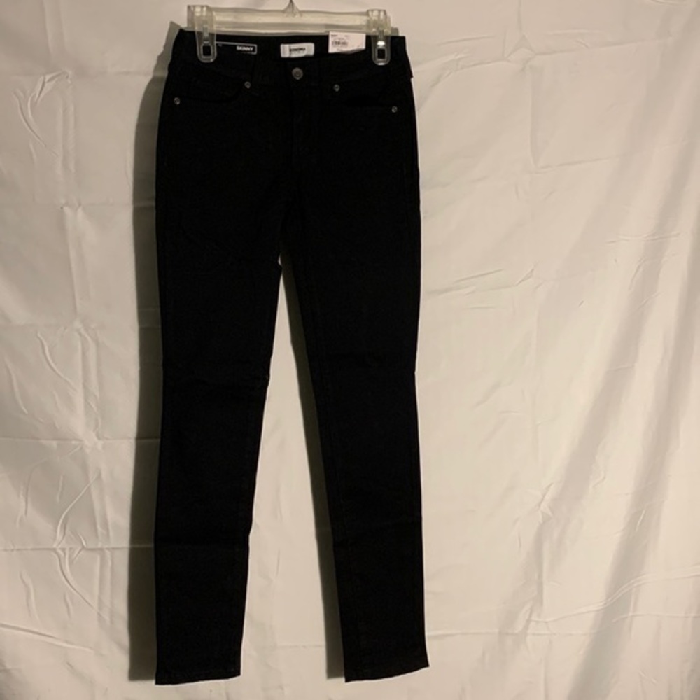 Women’s Sonoma skinny mid rise supersoft stretch jeans size 2L. NWT